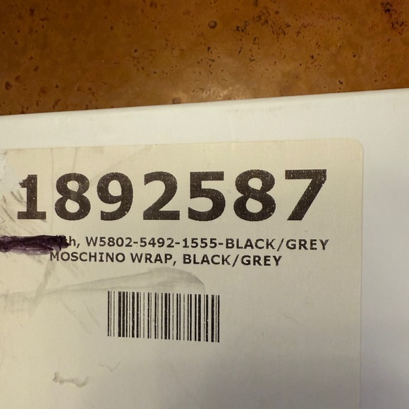 Moschino Gray and Black 100% Wool Fringe Throw Wrap Scarf. New With Tags - Picture 3 of 7